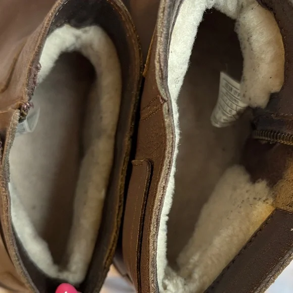 UGG Women’s Rea Leather Boots, Chocolate - Picture 6 of 7
